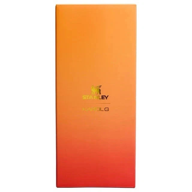 Stanley x KAROL G Flor Quencher H2.0 FlowState 40oz Tumbler