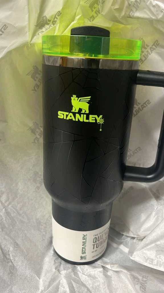 Stanley Quencher 40oz H2.0 FlowState Black Tumbler