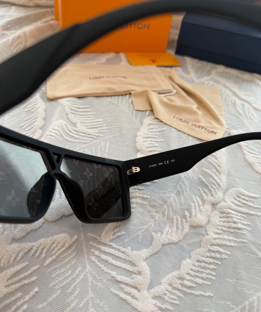 Louis Vuitton Black Matte Frame Gray Tinted Logo Sunglasses